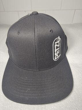 Petzl Men's Dark Gray Logo Snapback Hat